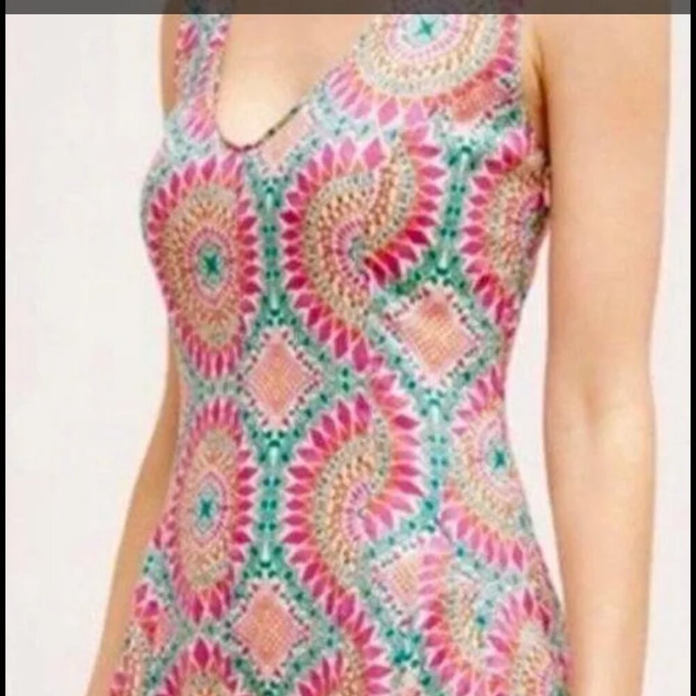 HD In Paris South Island Dress size 4 - Picture 4 of 9